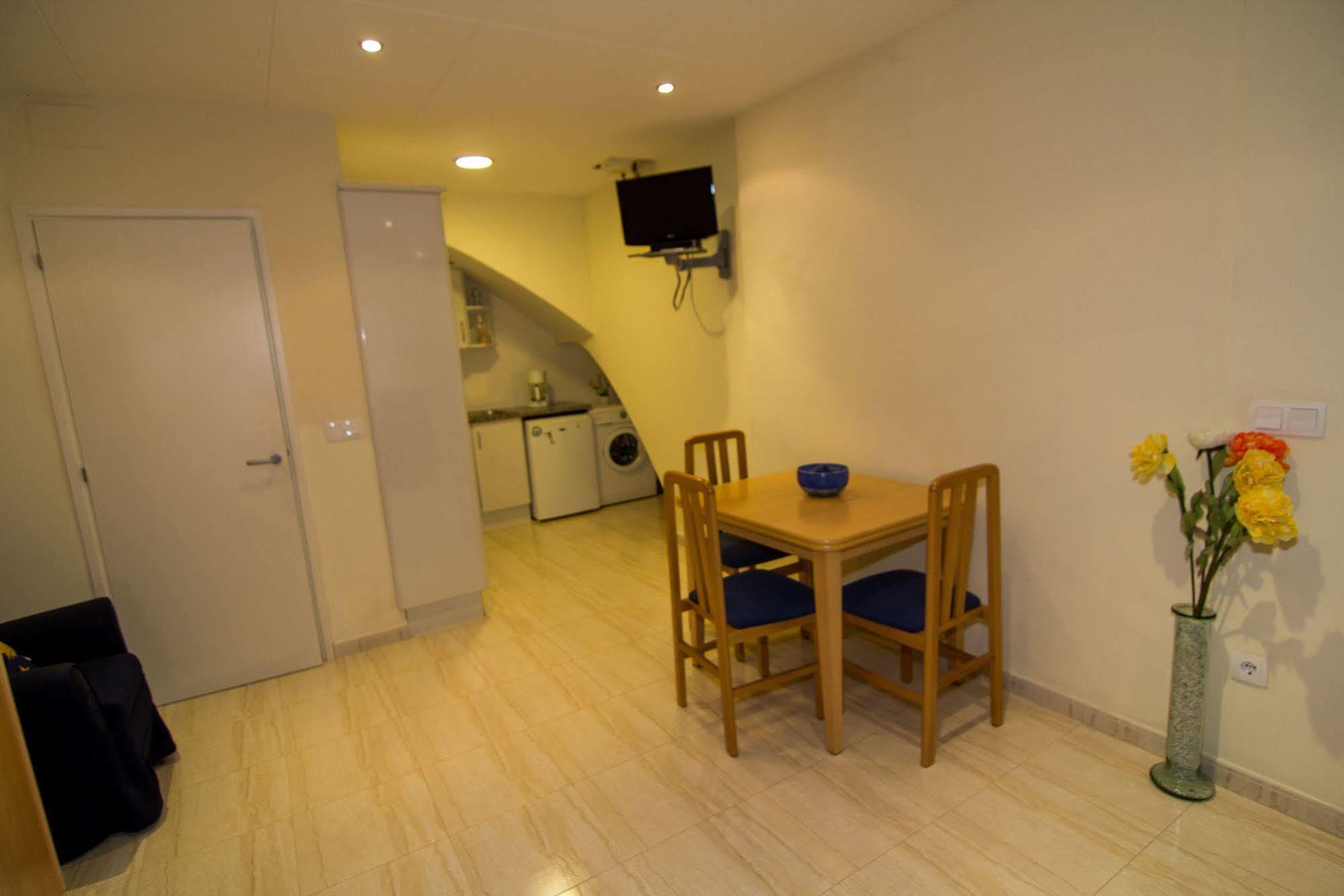 Agi Sant Antoni Roses Exterior foto