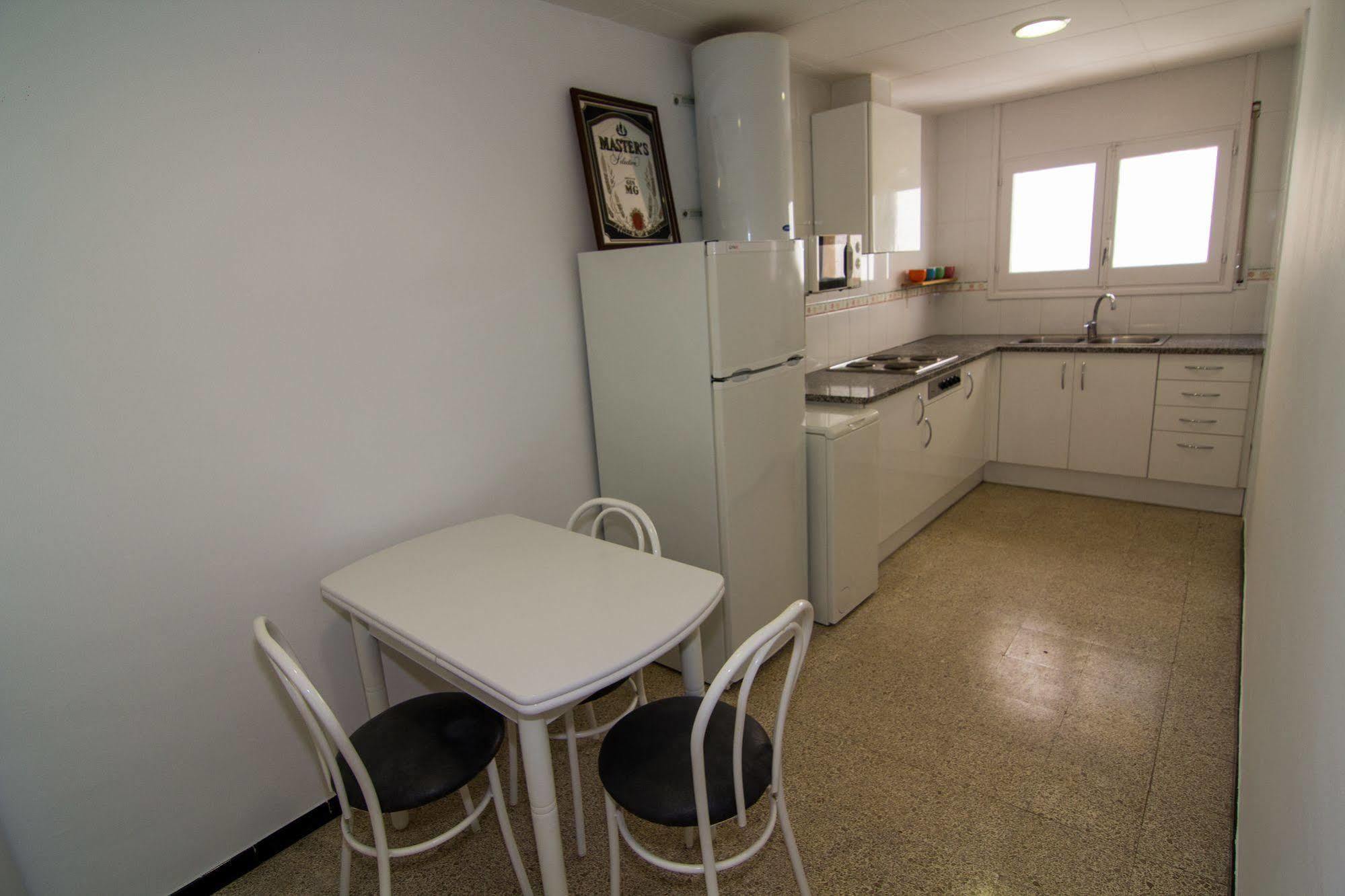 Agi Sant Antoni Roses Exterior foto
